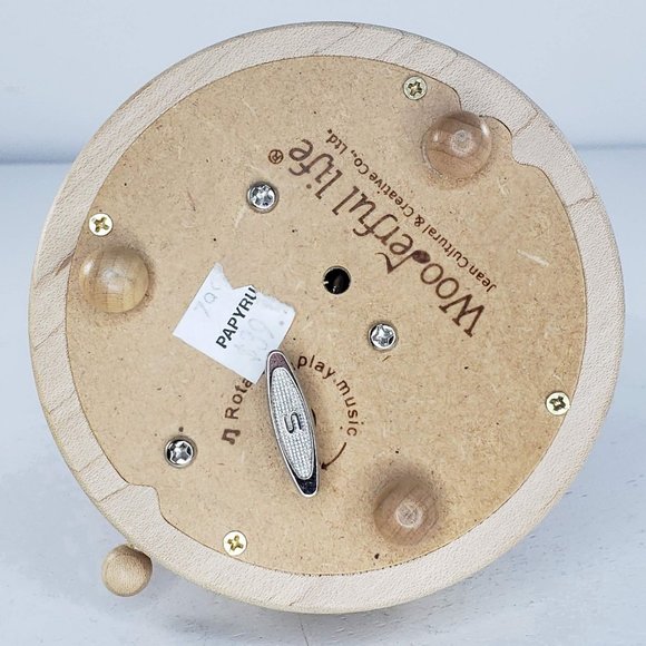 Papyrus Wedding Cake Bride Groom Wooden Music Box Wonderful Life - Picture 6 of 6